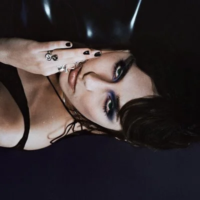 Ariane Roy - Dogue [24-bit Hi-Res] (2025) FLAC